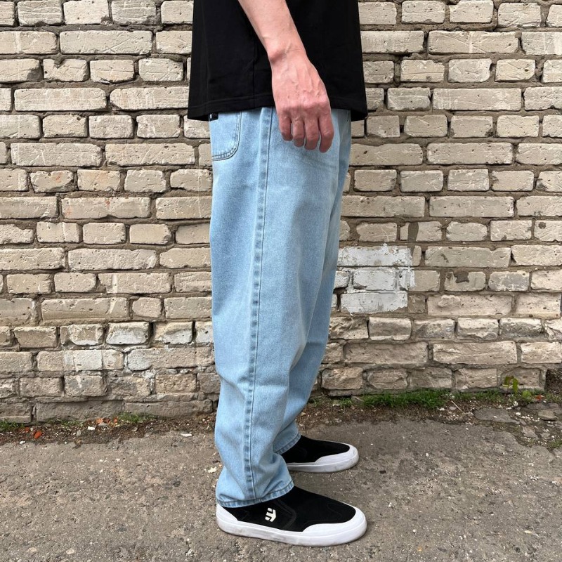 Thumb 9